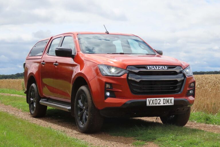 isuzu d max v cross lead