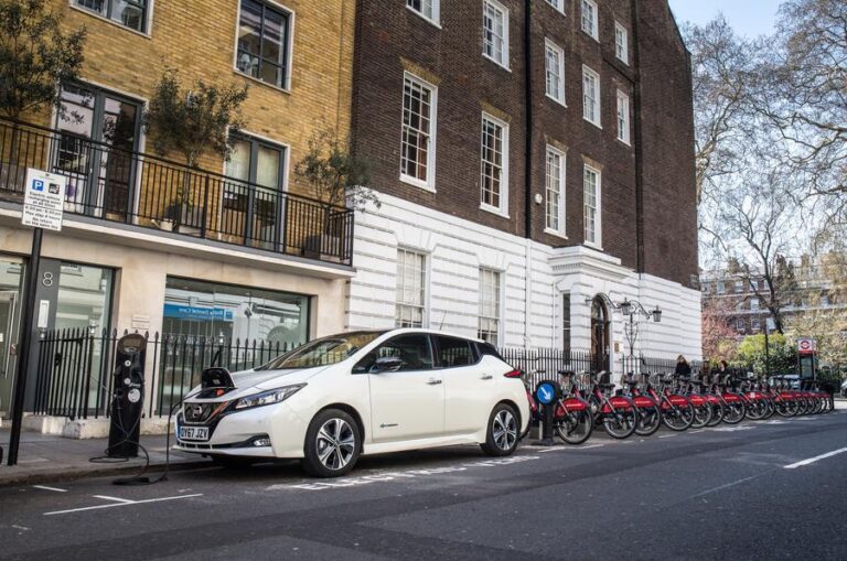 nissanleafcharging9 0