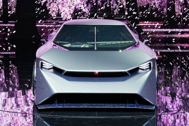 nissan hyper force at 2023 tokyo motor show front