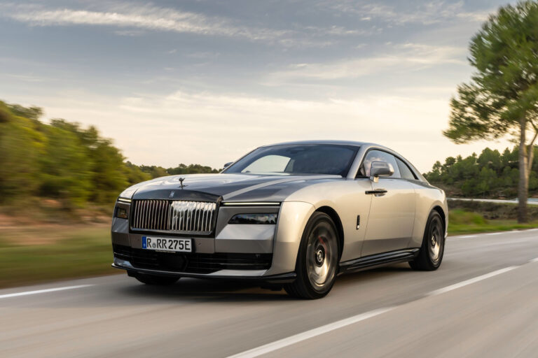 rolls royce spectre black badge 2025 review front tracking 09689 1