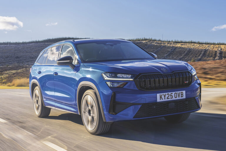 01 skoda kodiaq vrs 2025 autocar review lead driving front